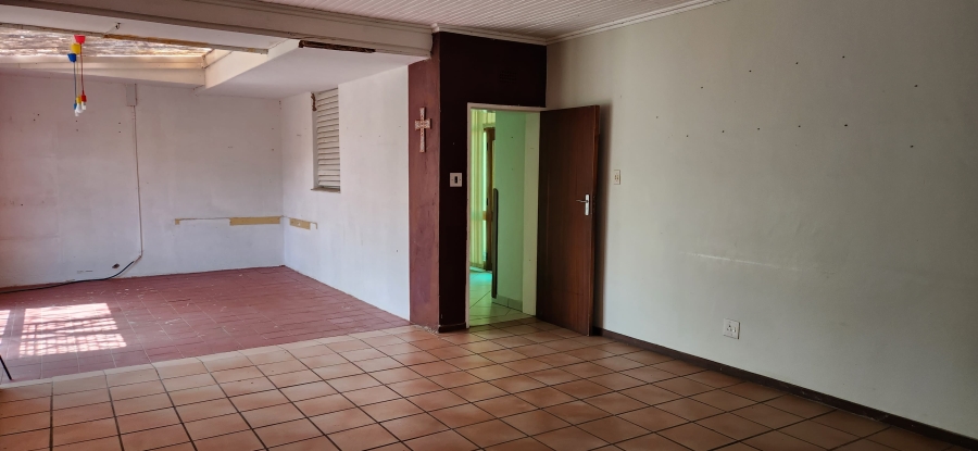 4 Bedroom Property for Sale in Oosterville Northern Cape